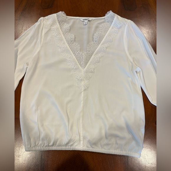 White Lace Blouse, by Express, size S/P - Picture 5 of 9